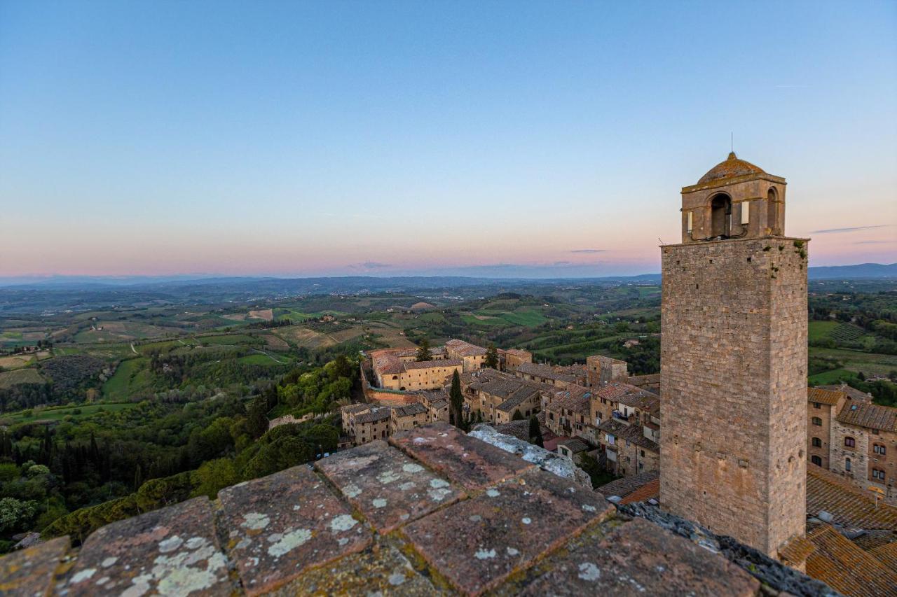 Torre Salvucci Maggiore Medieval Tower Experience Σαν Τζιμινιάνο Εξωτερικό φωτογραφία